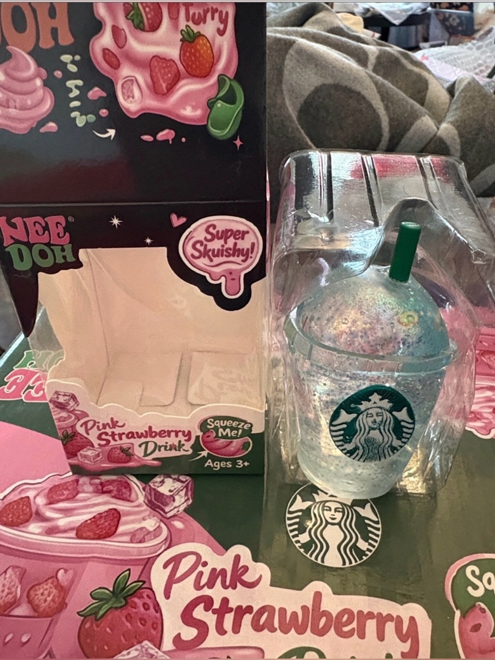 Glitter Drink Squishy Toy with Starbucks Logo -
